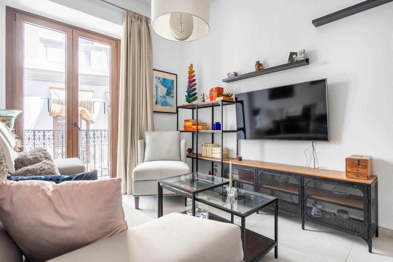 Comfy Away - Apartamento Exclusivo Mercado De Triana Con Balcon Sewilla Zewnętrze zdjęcie