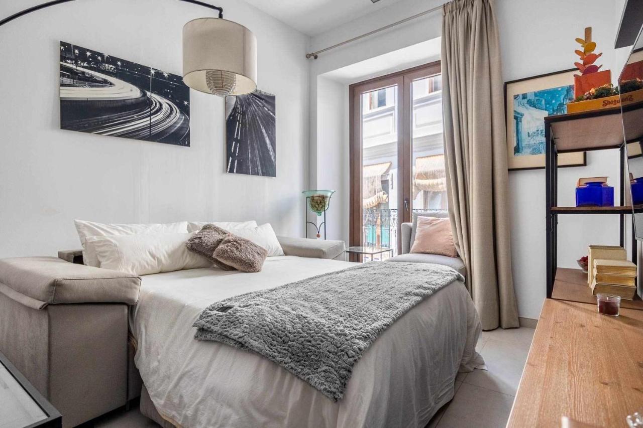 Comfy Away - Apartamento Exclusivo Mercado De Triana Con Balcon Sewilla Zewnętrze zdjęcie